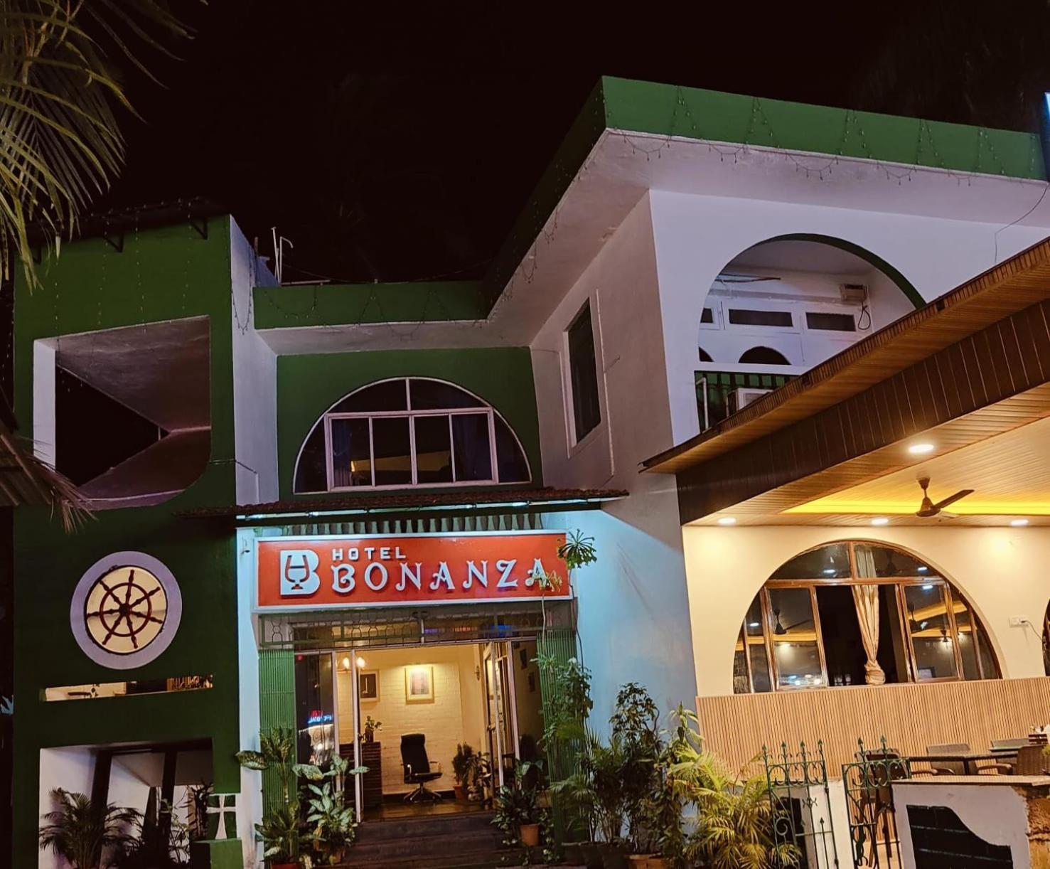 Hotel Bonanza Baga Exterior photo