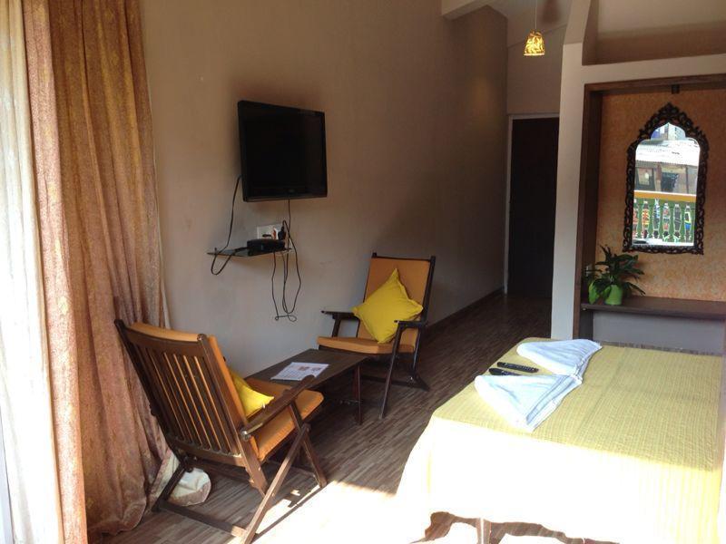 Hotel Bonanza Baga Exterior photo